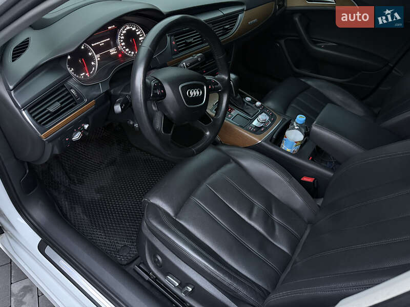 Седан Audi A6 2016 в Киеве