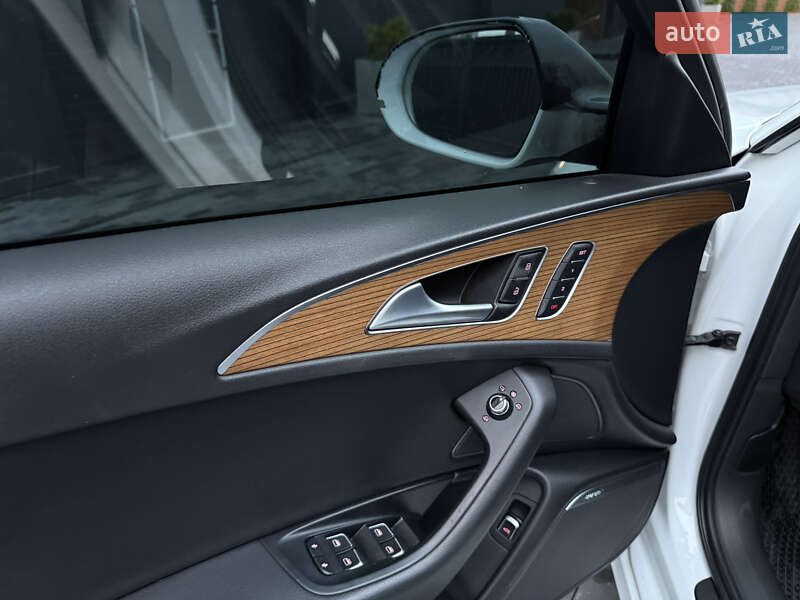 Седан Audi A6 2016 в Киеве