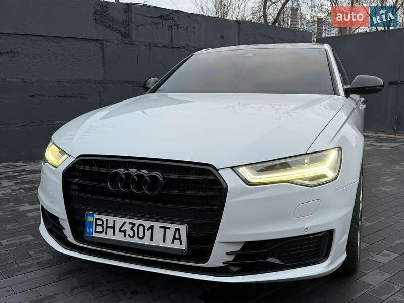 Седан Audi A6 2016 в Киеве