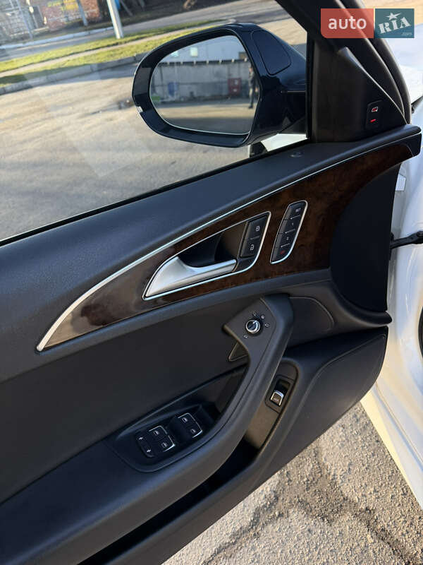 Седан Audi A6 2015 в Лубнах