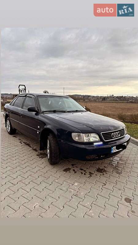 Седан Audi A6 1995 в Шумске