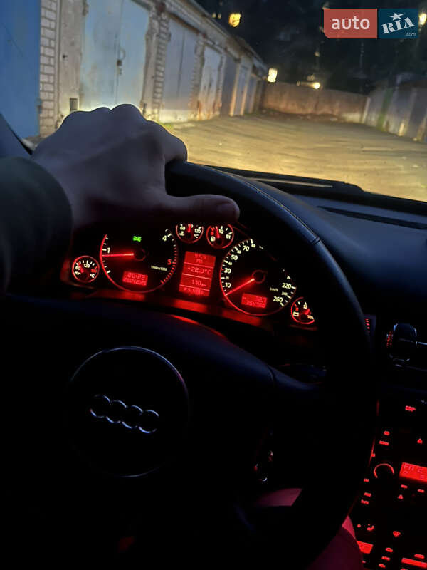 Універсал Audi A6 2002 в Кременчуці