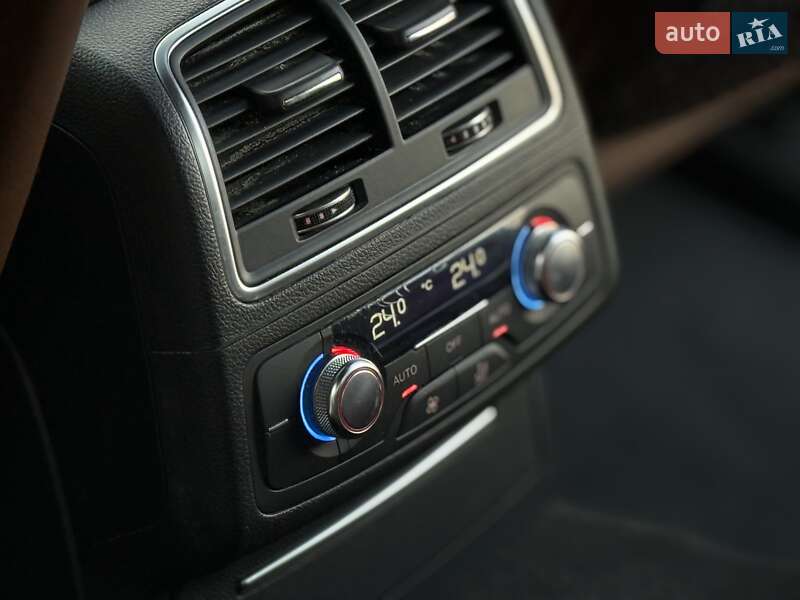 Седан Audi A6 2015 в Днепре