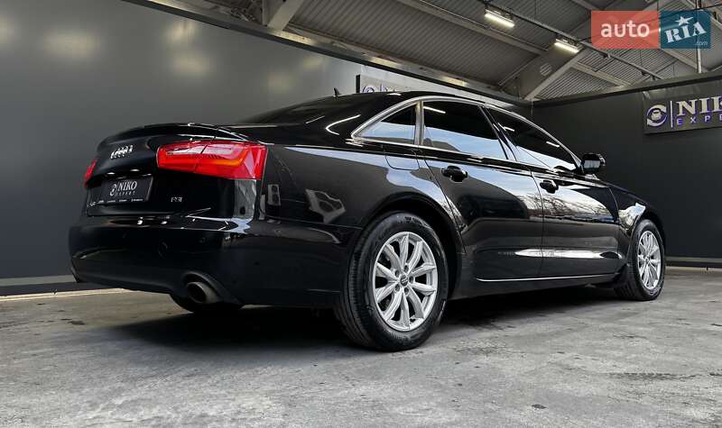 Седан Audi A6 2012 в Киеве