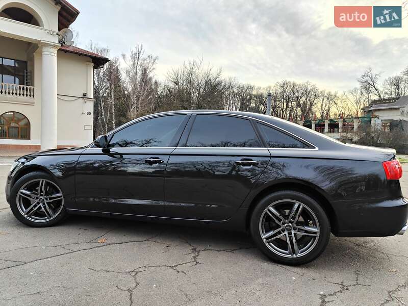 Седан Audi A6 2014 в Києві