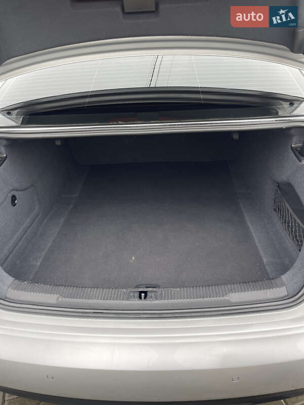 Седан Audi A6 2014 в Тернополе