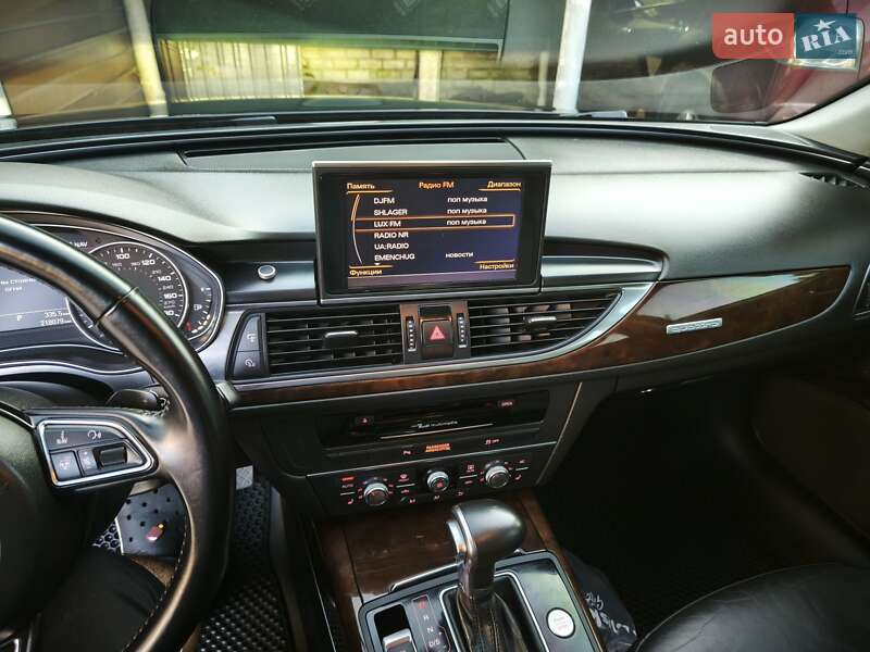 Седан Audi A6 2012 в Кременчуге