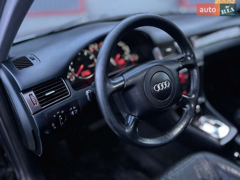 Седан Audi A6 2001 в Лубнах