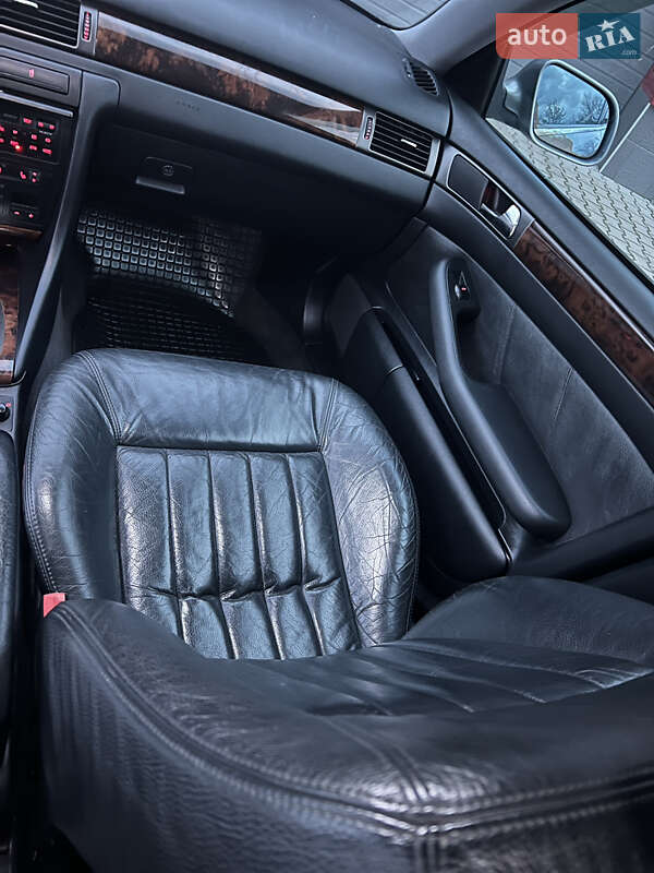 Седан Audi A6 2001 в Лубнах