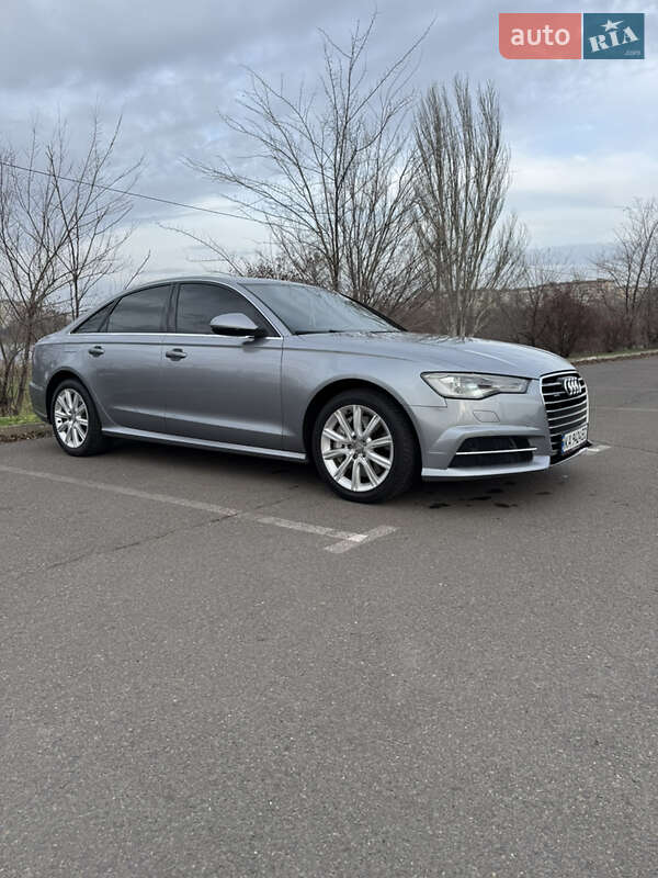 Седан Audi A6 2015 в Кривом Роге