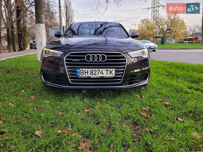 Седан Audi A6 2016 в Одессе