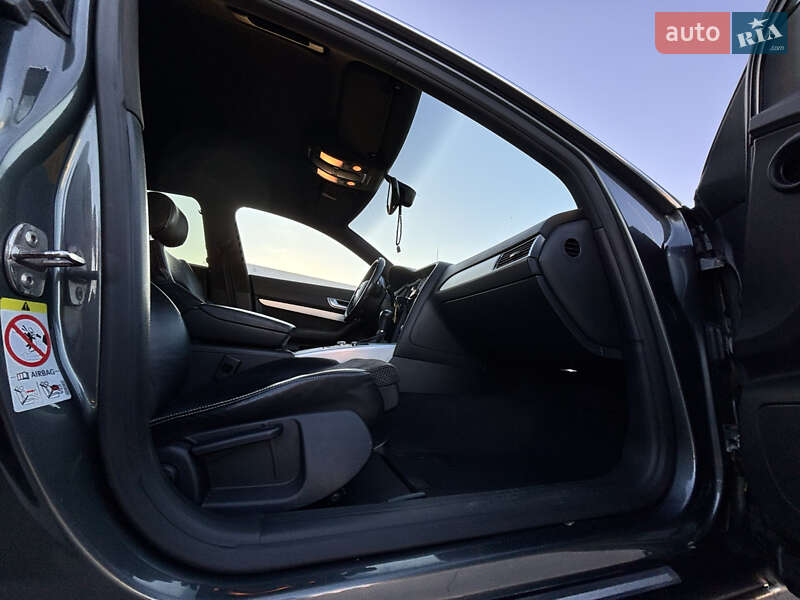 Седан Audi A6 2010 в Звягелі