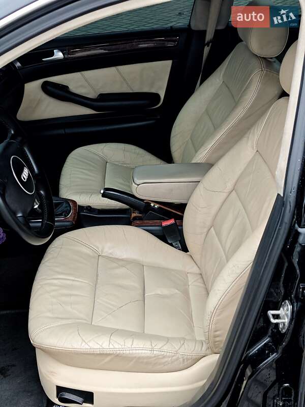 Седан Audi A6 2001 в Львові