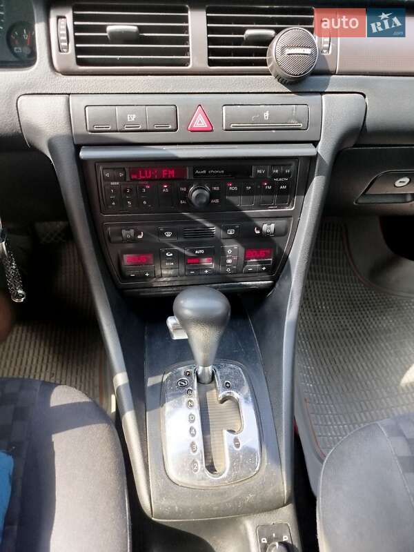 Універсал Audi A6 2001 в Тернополі