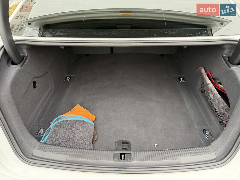 Седан Audi A6 2014 в Вінниці