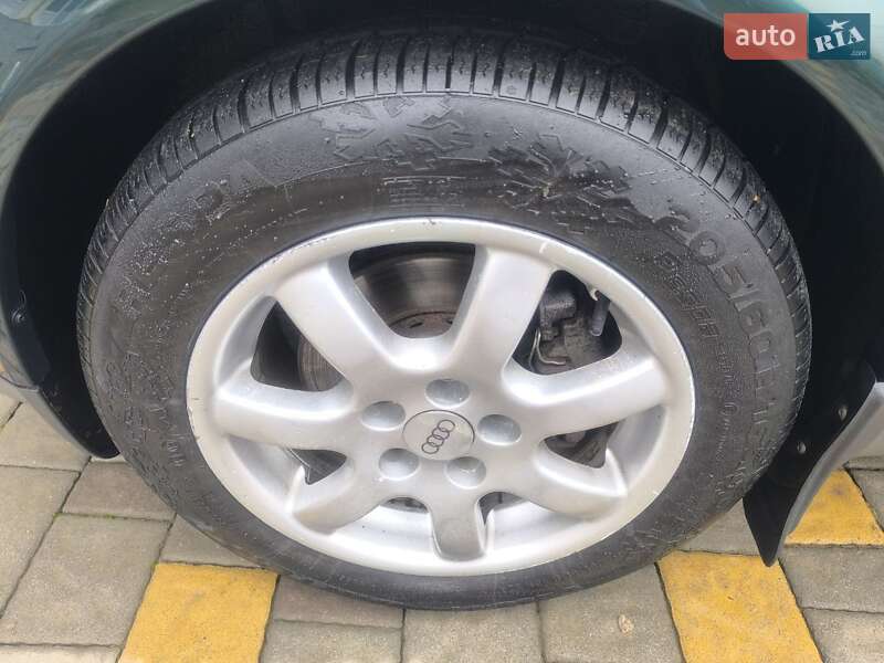 Седан Audi A6 1998 в Чернівцях