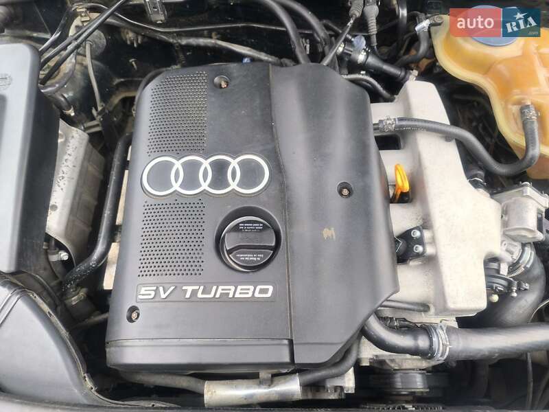 Седан Audi A6 1998 в Чернівцях