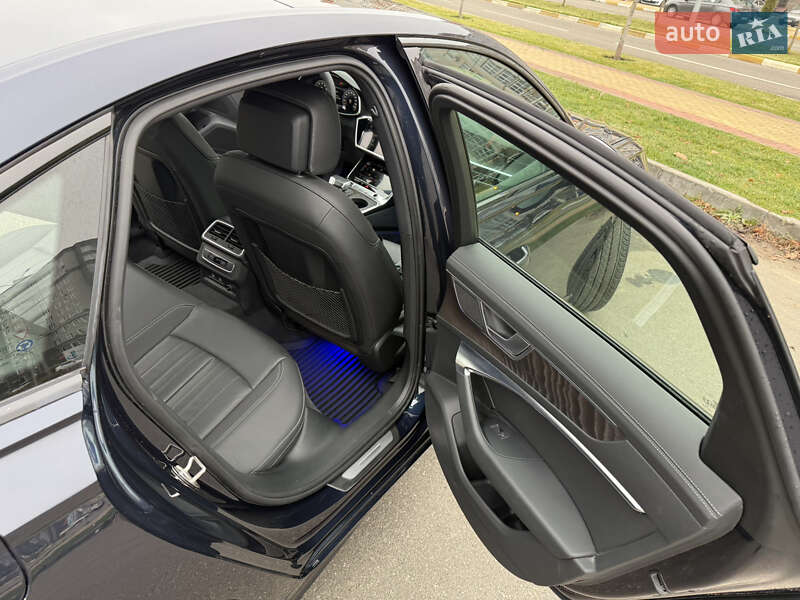 Седан Audi A6 2021 в Буче