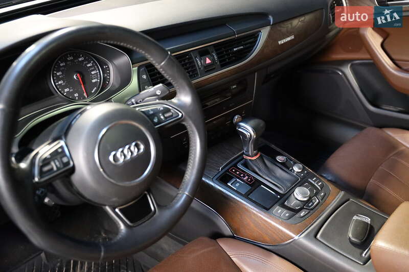 Седан Audi A6 2014 в Луцьку