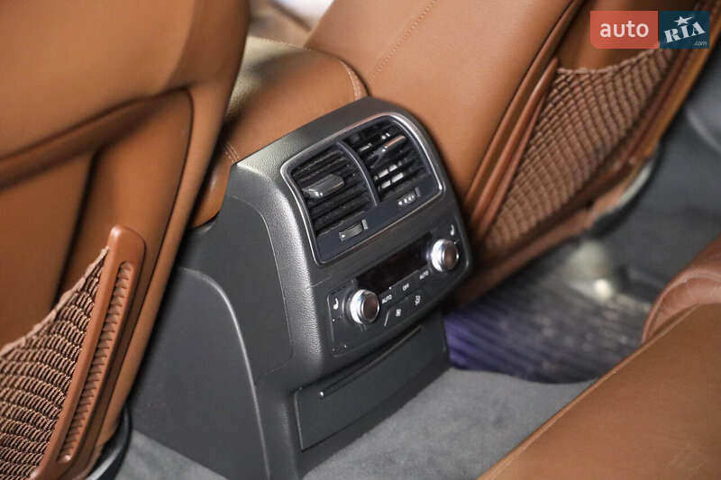 Седан Audi A6 2014 в Луцьку