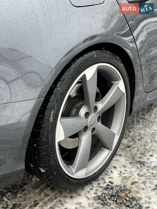 Седан Audi A6 2013 в Львові
