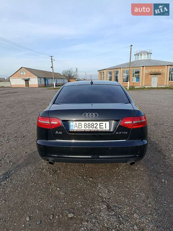 Седан Audi A6 2010 в Іллінцях