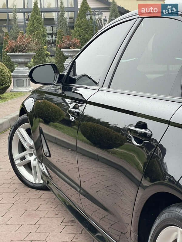 Седан Audi A6 2016 в Стрию