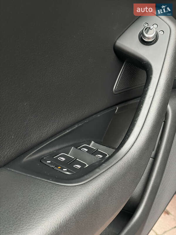 Седан Audi A6 2016 в Стрию