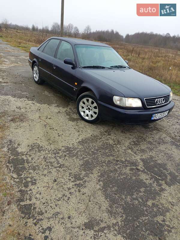 Седан Audi A6 1996 в Заречном