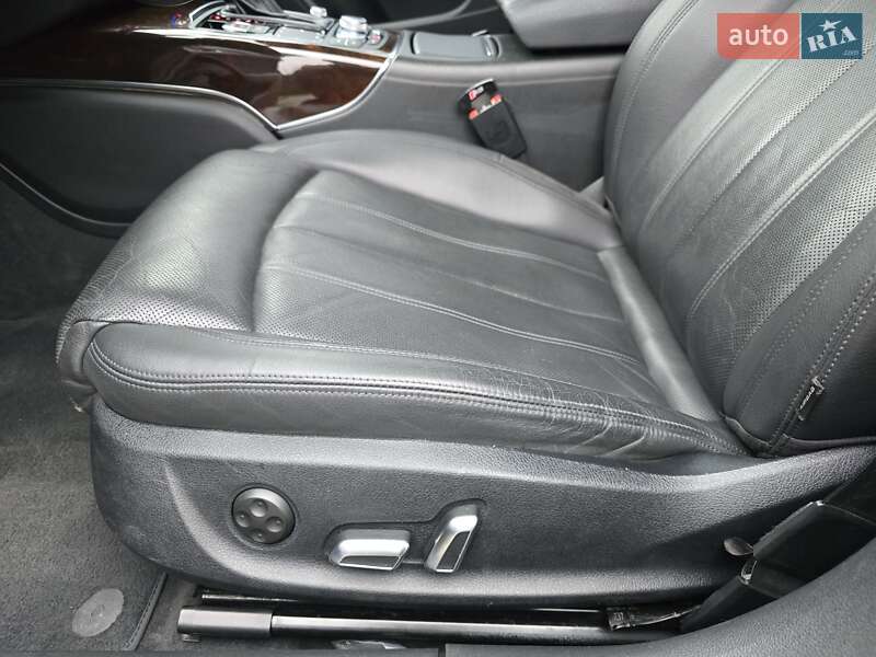 Седан Audi A6 2016 в Стрию