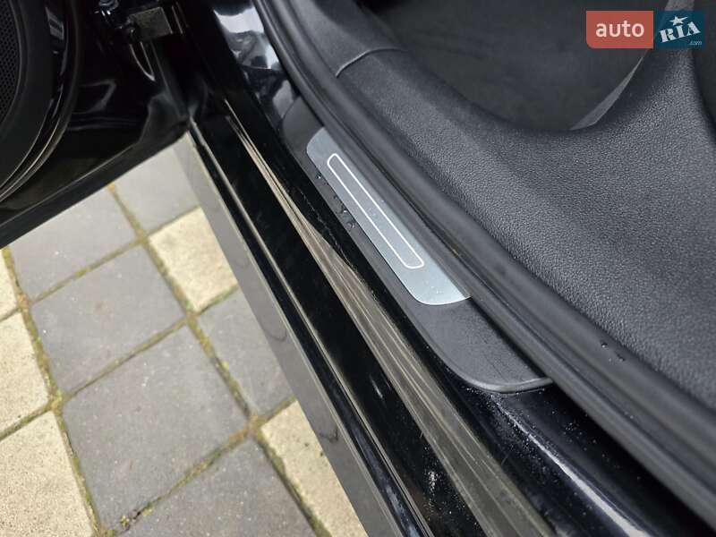 Седан Audi A6 2016 в Стрию