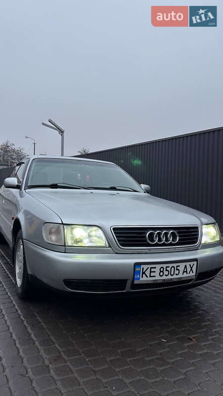 Седан Audi A6 1996 в Дніпрі