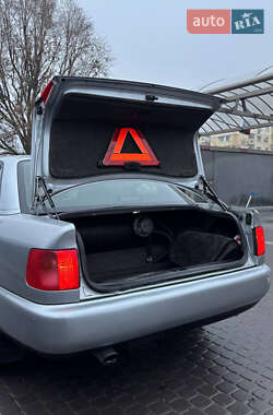 Седан Audi A6 1996 в Днепре