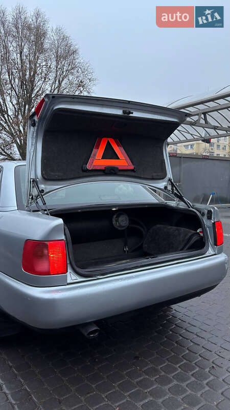 Седан Audi A6 1996 в Дніпрі