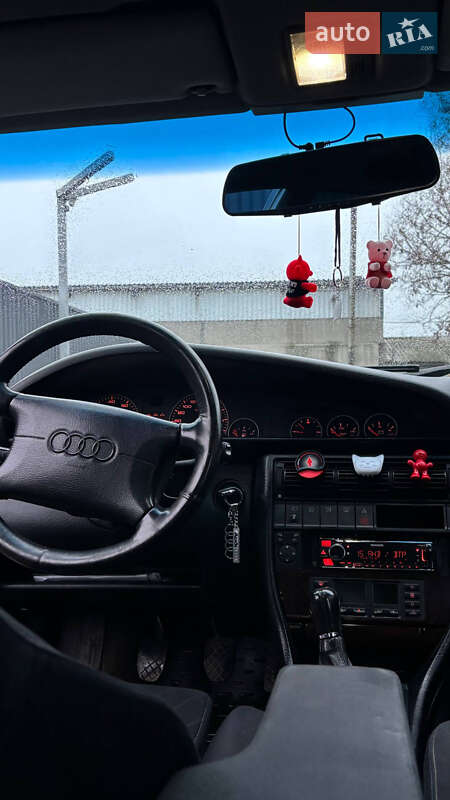 Седан Audi A6 1996 в Дніпрі