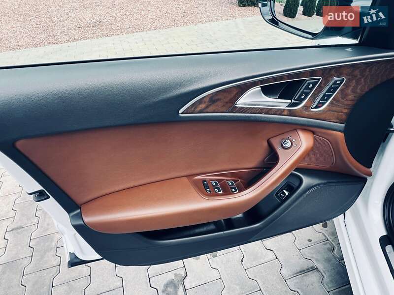 Седан Audi A6 2015 в Киеве