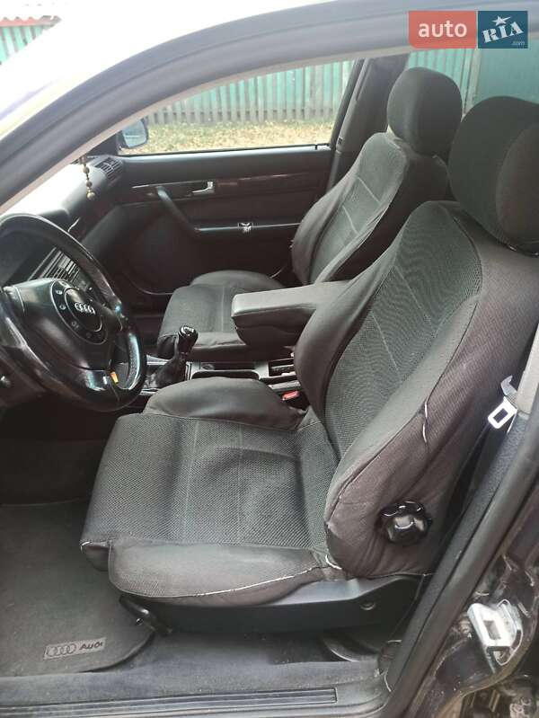 Седан Audi A6 1996 в Смеле