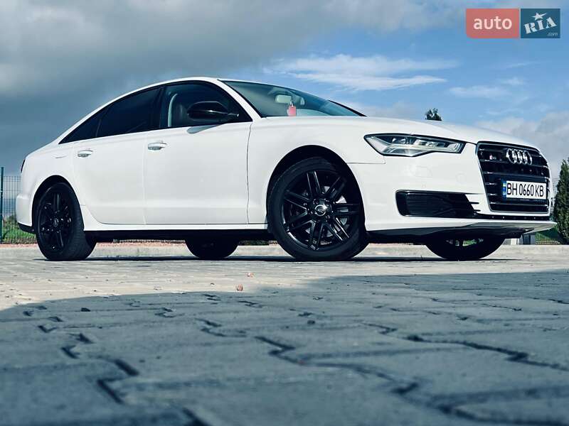 Седан Audi A6 2015 в Киеве