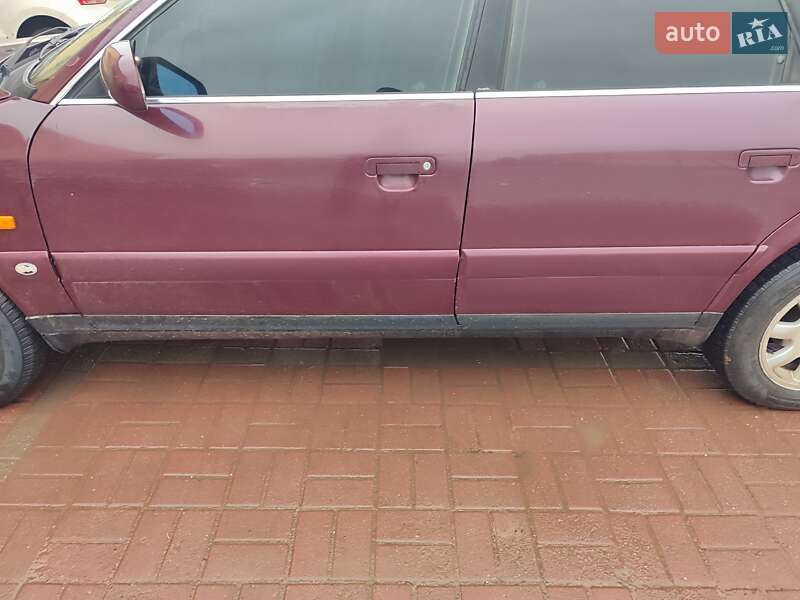 Седан Audi A6 1997 в Красилове