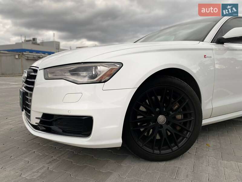 Седан Audi A6 2015 в Киеве