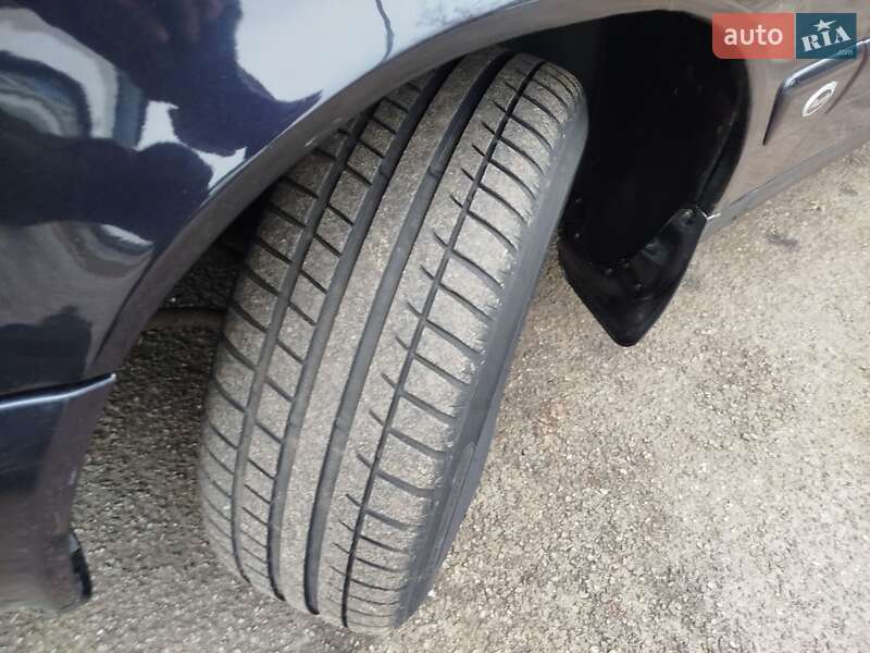 Универсал Audi A6 1996 в Киеве