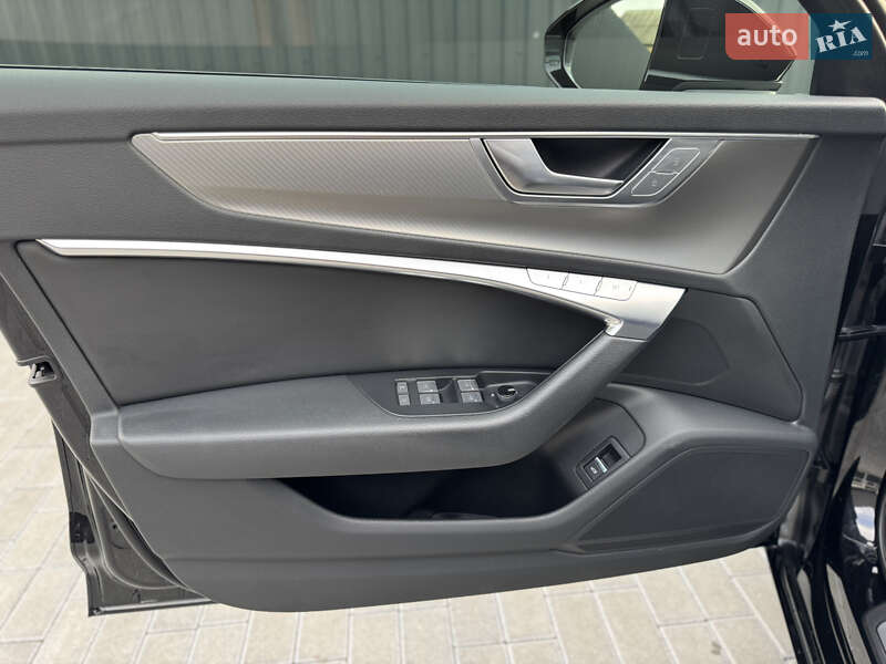 Седан Audi A6 2021 в Мукачевому