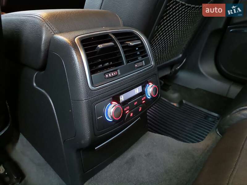 Седан Audi A6 2014 в Ивано-Франковске