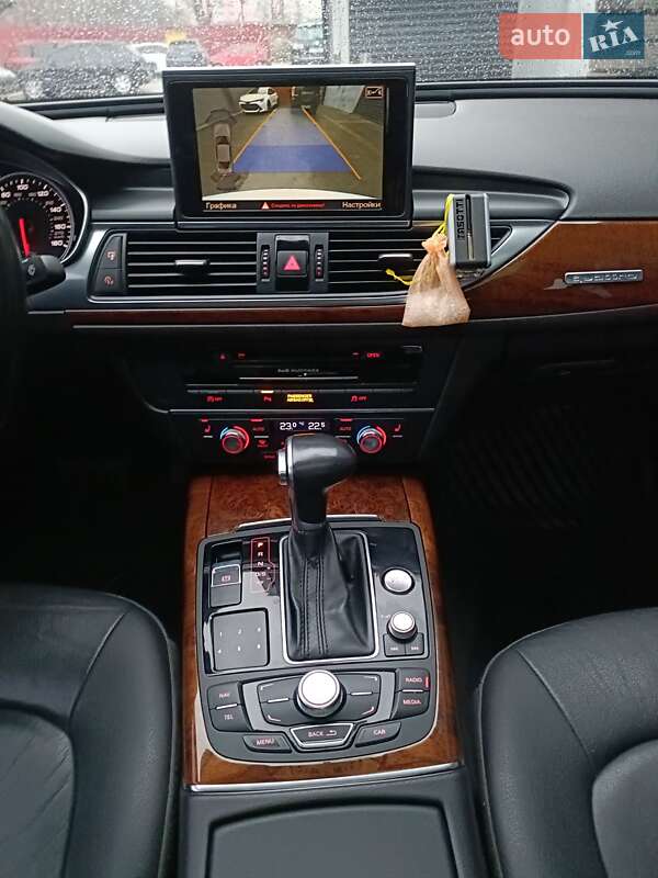 Седан Audi A6 2014 в Ивано-Франковске