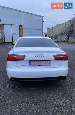 Седан Audi A6 2014 в Ровно