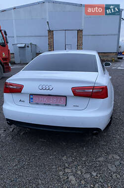 Седан Audi A6 2014 в Ровно