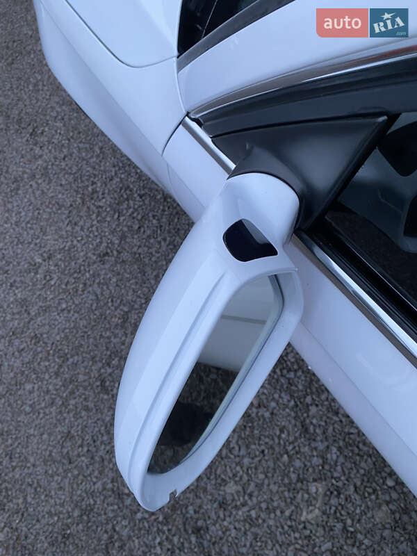 Седан Audi A6 2014 в Рівному