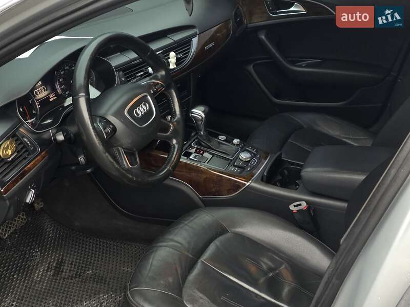 Седан Audi A6 2012 в Тернополі