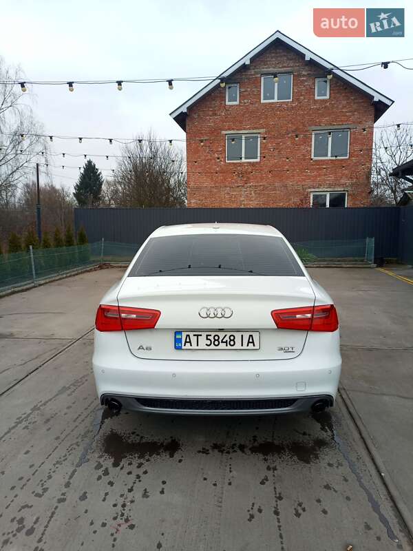 Седан Audi A6 2013 в Ивано-Франковске