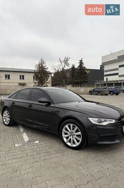Седан Audi A6 2011 в Ивано-Франковске